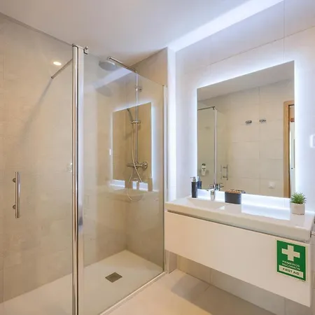 Alameda 74 Luxury & Parking By Sweet Aveiro